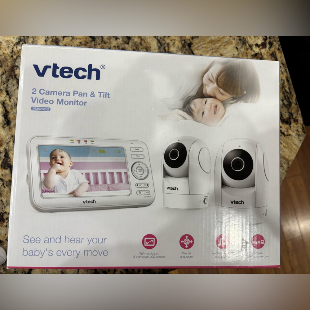 VTech Baby Video Monitor with Dual Cameras - White